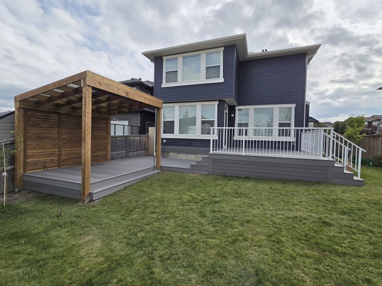 Composite deck and pergola patio 768x576