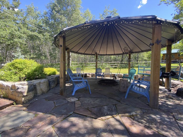 Large paver patio 768x576