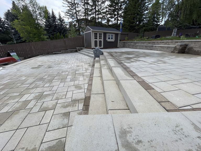 Retaining wall and large stepped patio 768x576