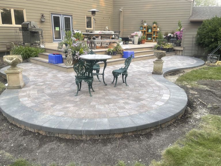 Round paver patio 768x576